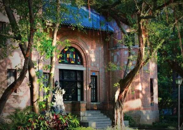 如何通過藝術(shù)生捷徑上大學(xué)？