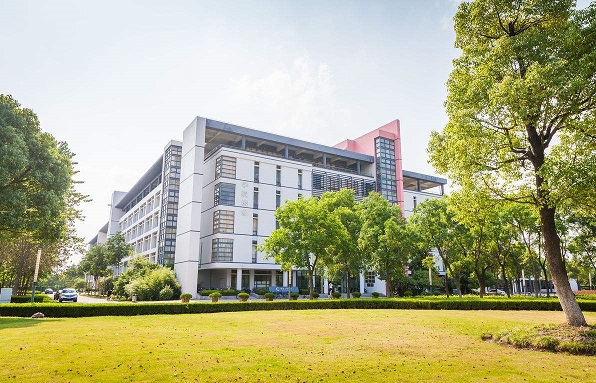 關于2018年擬批準設置高等學校的公示